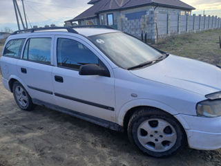 Opel Astra foto 2