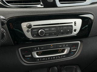 Renault Grand Scenic foto 9