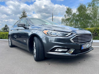 Ford Fusion foto 3