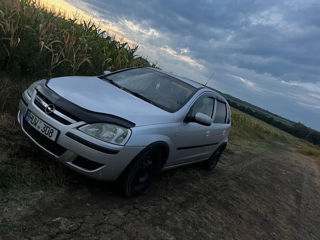 Opel Corsa foto 2