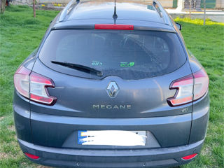 Renault Megane foto 2