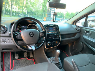 Renault Clio foto 9