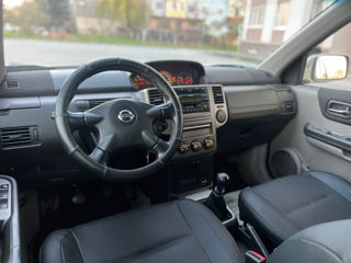 Nissan X-Trail foto 13