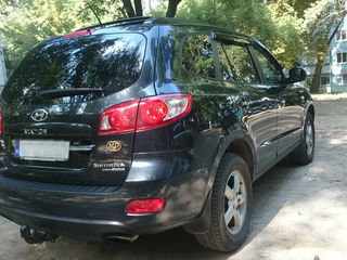 Hyundai Santa FE foto 1