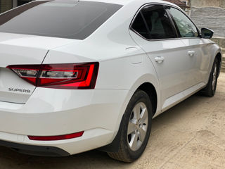 Skoda Superb foto 4