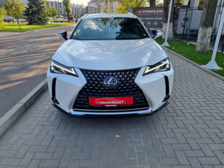 Lexus UX foto 2