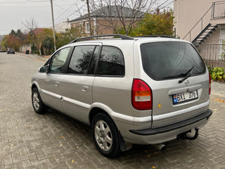 Opel Zafira foto 4