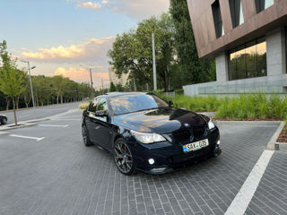 BMW 5 Series foto 6