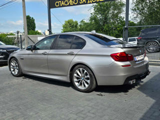 BMW 5 Series foto 9