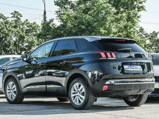 Peugeot 3008 foto 2