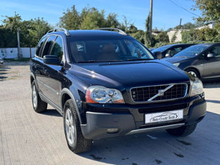 Volvo XC90 foto 1