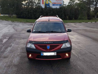 Dacia Logan foto 3