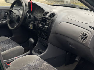 Mazda 323 foto 8