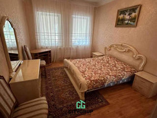 Chirie apartamnet cu 3 camere 85m2 foto 6