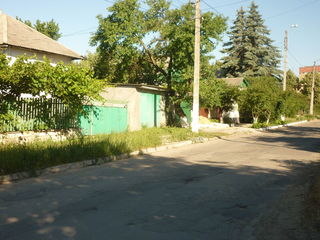 Vinzare. Casa de locuit in or Codru str Turgheniev. Teren cu titlu pentru constructie - 6 ari. foto 5