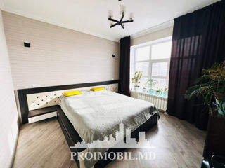 Apartament cu 2 camere, 90 m², Centru, Chișinău foto 4