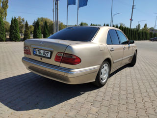 Mercedes E-Class foto 4