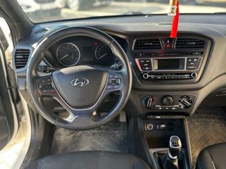 Hyundai i20 foto 7