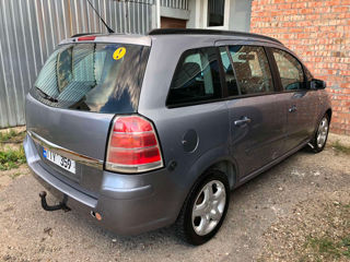 Opel Zafira foto 6