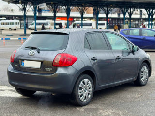 Toyota Auris foto 6