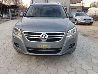 Volkswagen Tiguan foto 2