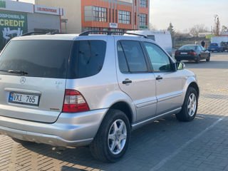 Mercedes M-Class foto 4