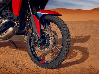 Honda CRF1100L Africa Twin foto 14