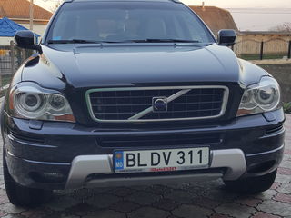 Volvo XC90 foto 1