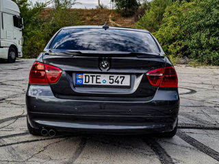 BMW 3 Series foto 6