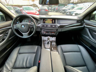 BMW 5 Series foto 7