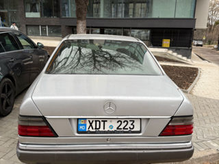 Mercedes E-Class foto 5