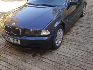 BMW 3 Series foto 4