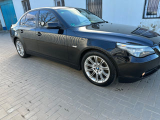 BMW 5 Series foto 5