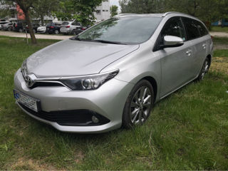 Toyota Auris foto 2