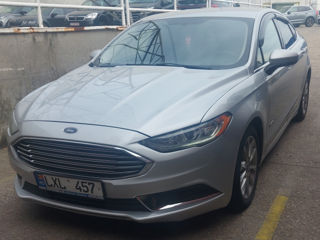 Ford Fusion foto 1