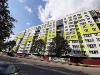 Apartament cu 2 camere, 100 m², Buiucani, Chișinău foto 1