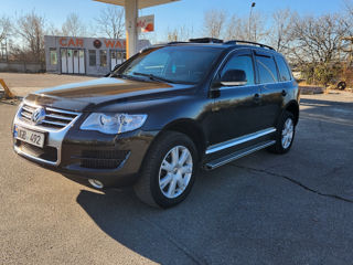 Volkswagen Touareg foto 3