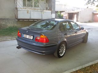 BMW 3 Series foto 8