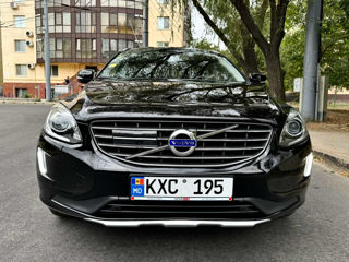 Volvo XC60 foto 3