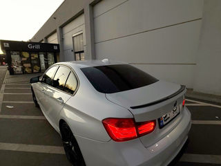 BMW 3 Series foto 5