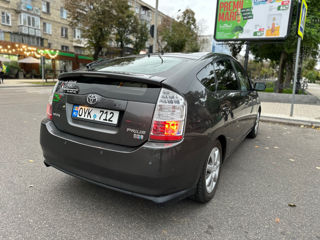 Toyota Prius foto 6