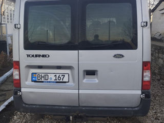 Ford Transit Tourneo foto 4