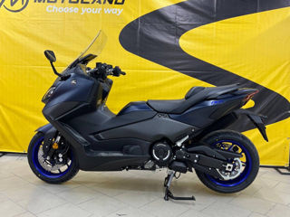 Yamaha TMAX 560 foto 2