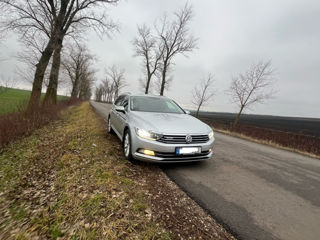 Volkswagen Passat foto 2