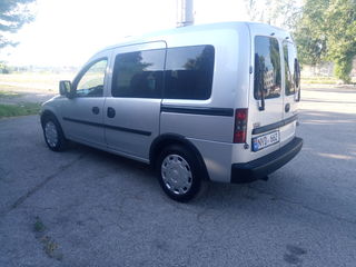 Opel Combo foto 5