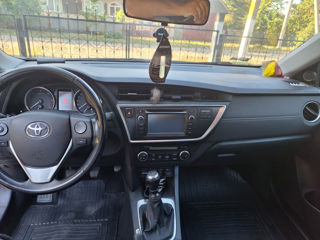 Toyota Auris foto 6