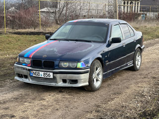 BMW 3 Series foto 3