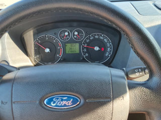 Ford Fusion foto 2