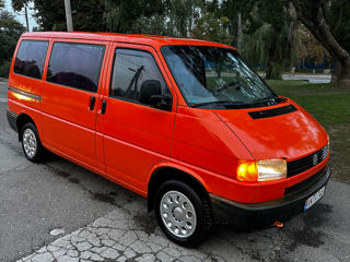 Volkswagen Transporter T4 foto 1