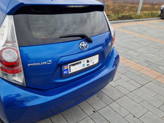 Toyota Prius c foto 4